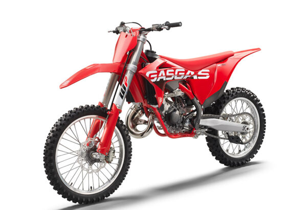PHO_BIKE_PERS_LIVO_MC125-MY22-45-front-left_#SALL_#AEPI_#V1